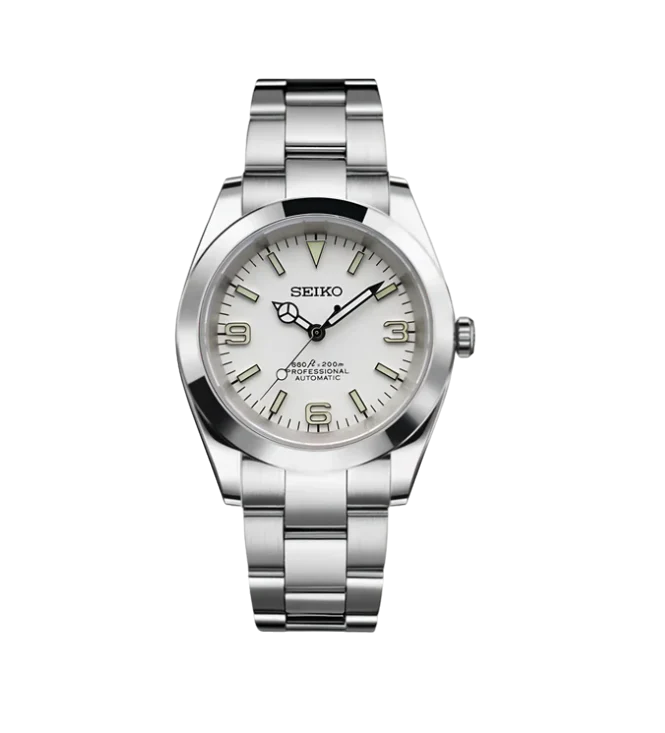 Oysteiko White Explorer Watch